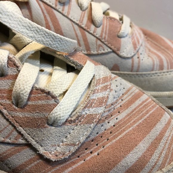 Reebok Club C 85 Men’s Size 11 Sneakers pink swirl design suede - Picture 7 of 12